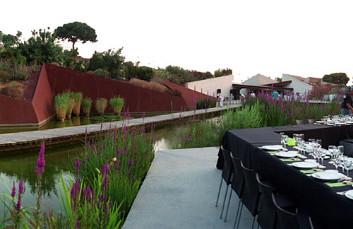 For a wedding reception in Barcelona 39s Botanical Garden Cadaval and Sol