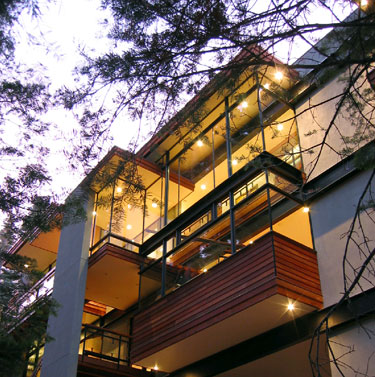 http://archrecord.construction.com/projects/residential/archives/images/0506e_lg.jpg